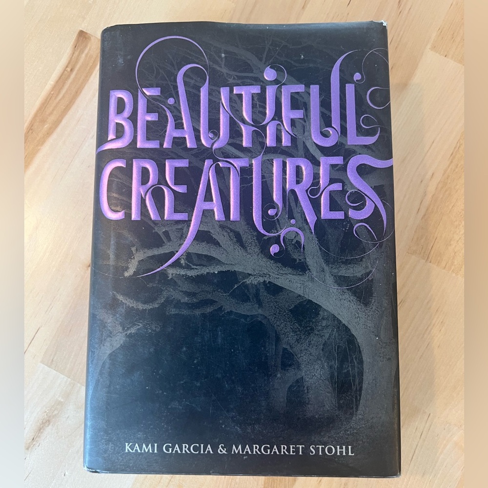 📚BUY 2 GET 1 FREE Beautiful Creatures by Kami Garcia and Margret‎ Stohl